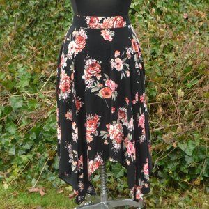 Torrid 1X Black Floral Handkerchief Hem Skirt
